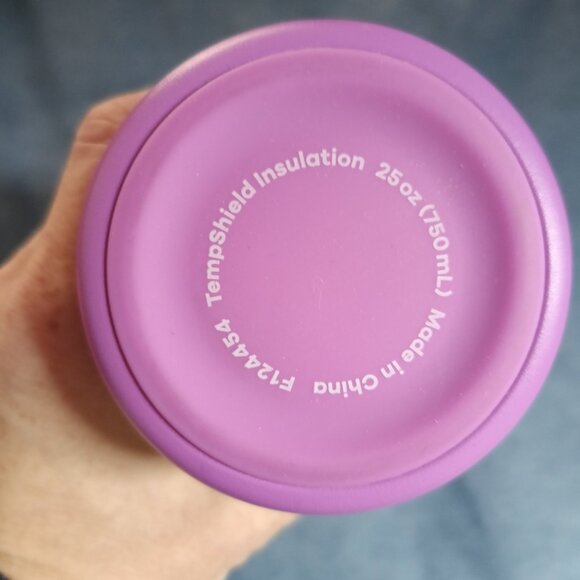 Brand new Hydro Flask Wine Bottle 740ml - Picture 2 of 5